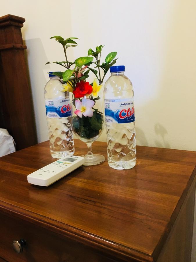 Yudhist Guest House Lembongan Esterno foto