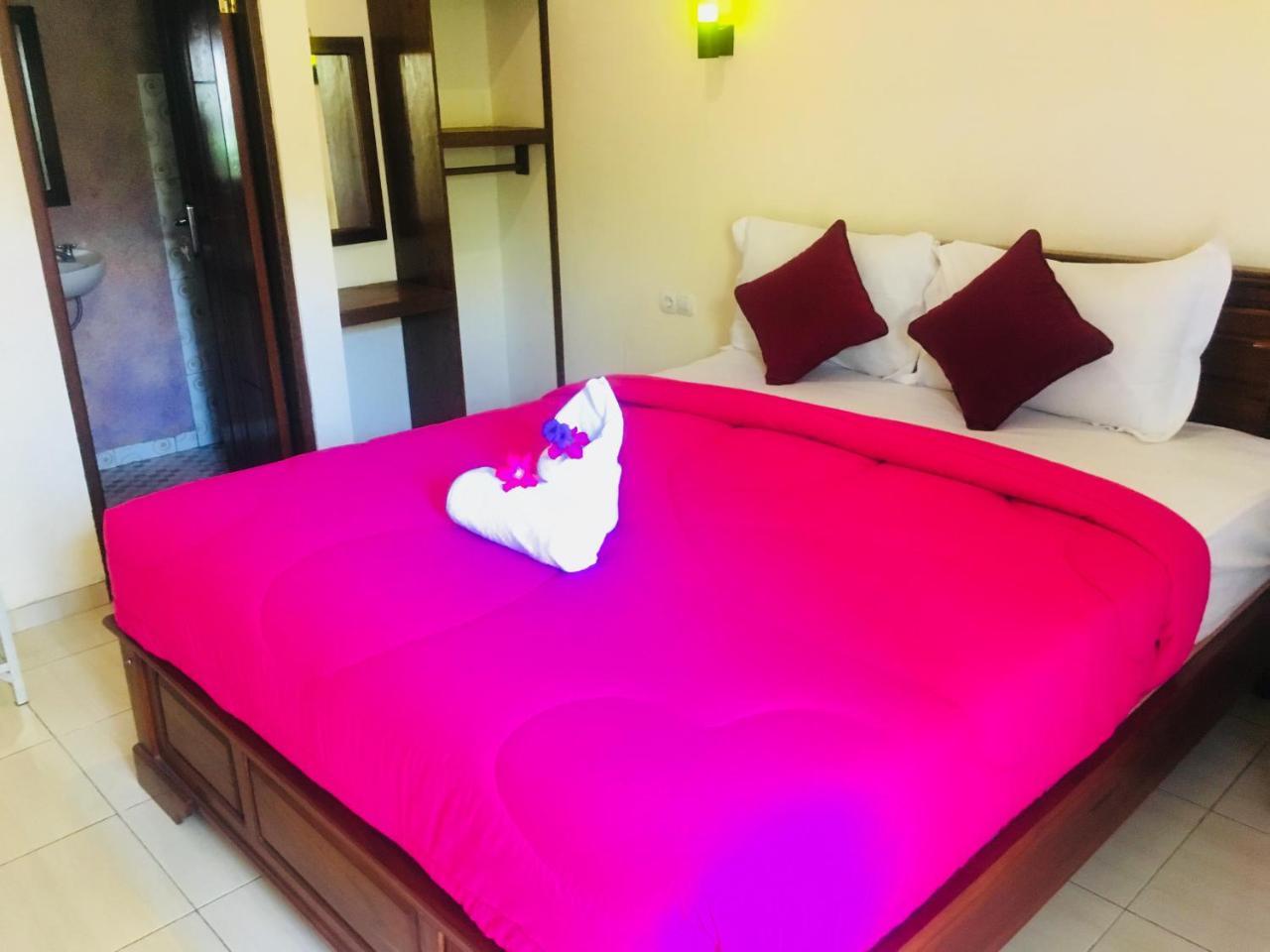 Yudhist Guest House Lembongan Esterno foto