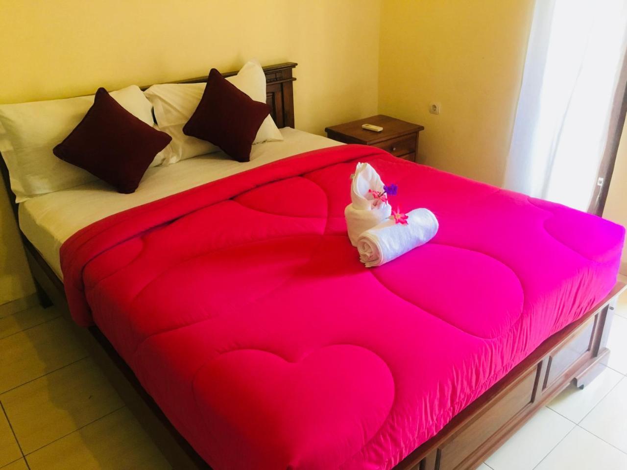 Yudhist Guest House Lembongan Esterno foto
